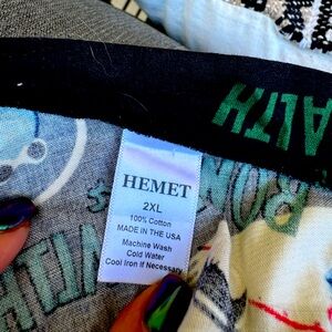 Retro Hemet skirt Aline and side zipper bowling motif perfect for rockabilly